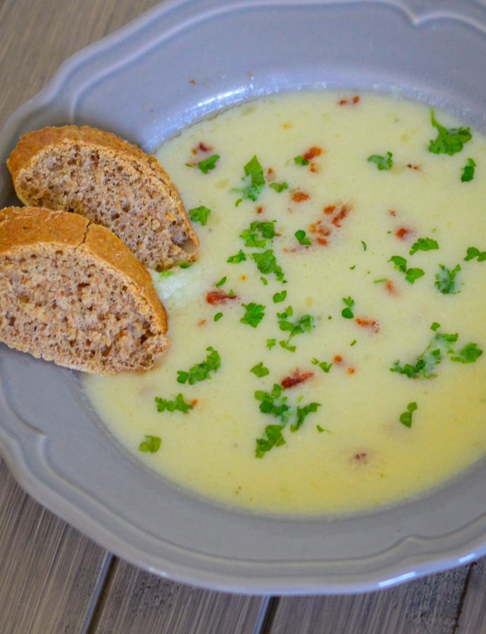 KREMET BLOMKÅLSUPPE