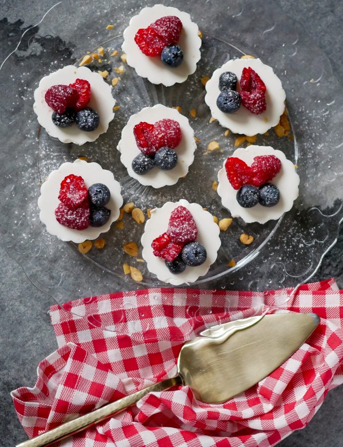 OSTEKAKE MED CHRUNCHY BUNN AV PEANØTTSMØR